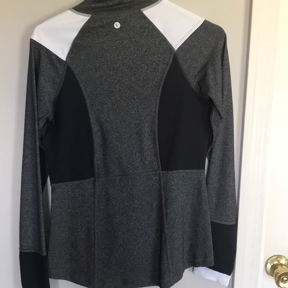 Workout jacket - Picture 2 of 2